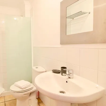 Apartment Residencial La Pontana