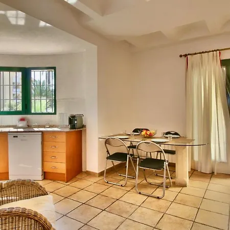 Residencial La Pontana Apartment
